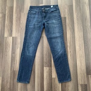 Gap skinny jeans! Size 2/27R